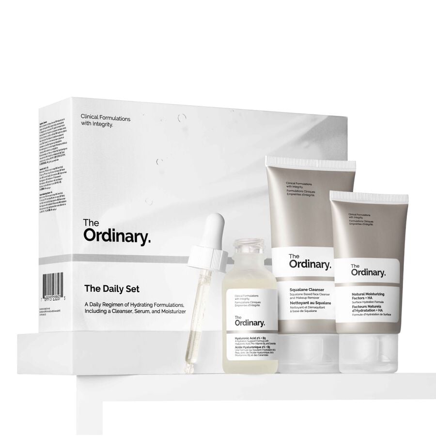 https://theordinary.com/dw/image/v2/BFKJ_PRD/on/demandware.static/-/Sites-deciem-master/default/dwa57eb1d6/Images/products/The%20Ordinary/lifestyle/ORD-Lifestyle-TheDailySet-rezised.jpg?sw=900&sh=900&sm=fit