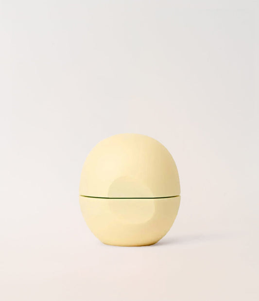 https://evolutionofsmooth.com/cdn/shop/files/eos-lip-sphere-Vanilla-Bean_23e8828a-1348-4695-a08a-cf484a6af8e9.jpg
